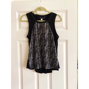 Black / white print tank